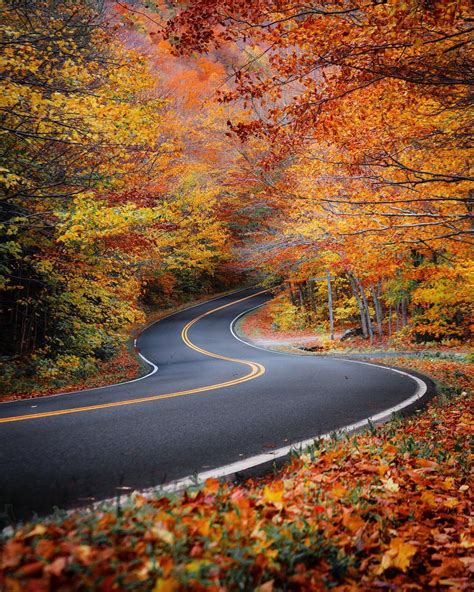 Winding Road In Vermont Rmostbeautiful