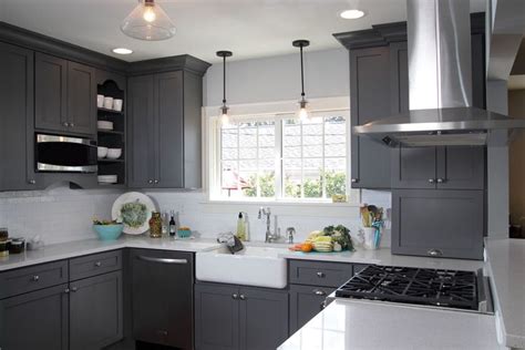 This bright white kitchen is designed to utilize the limited space fully. Small 10x10 Kitchen Ideas | Grey kitchen cabinets, Grey ...