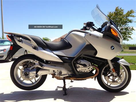 In this version sold from year 2008 , the dry weight is 182.0 kg (401.2 pounds) and it is equipped with a two. 2007 Bmw r1200rt spec
