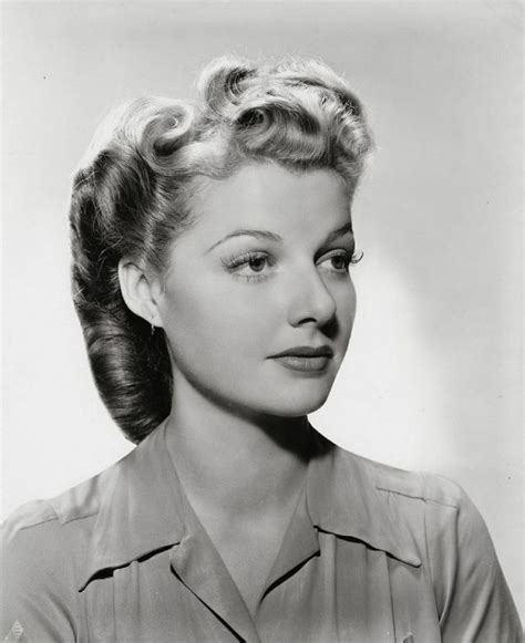 Victory Rolls The Hairstyle That Defined The 1940s Women S Hairdo ~ Vintage Everyday 1940s