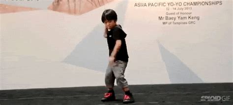 This Little Kid Is Better At Yo Yo Than I Am At Anything Gizmodo