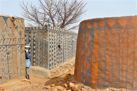 The Beautiful Painted Earth Homes Of Burkina Faso Green Prophet