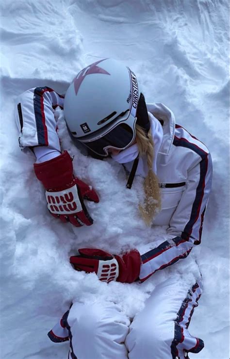 Pin By Наталия On Зима Ski Girl Winter Aesthetic Skiing