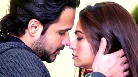 Top 10 Lip Locks Kissing Scenes In Bollywood All Time Video Dailymotion