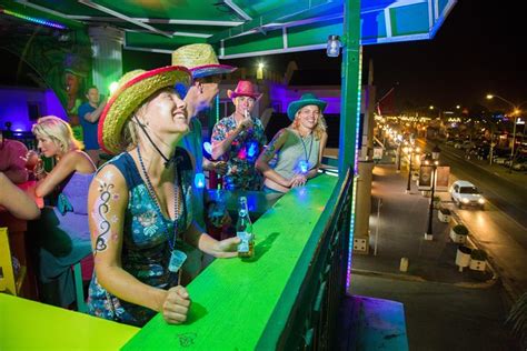 Aruba Nightlife Tour Aboard A Party Bus With Drinks Dinner 2021 Palm