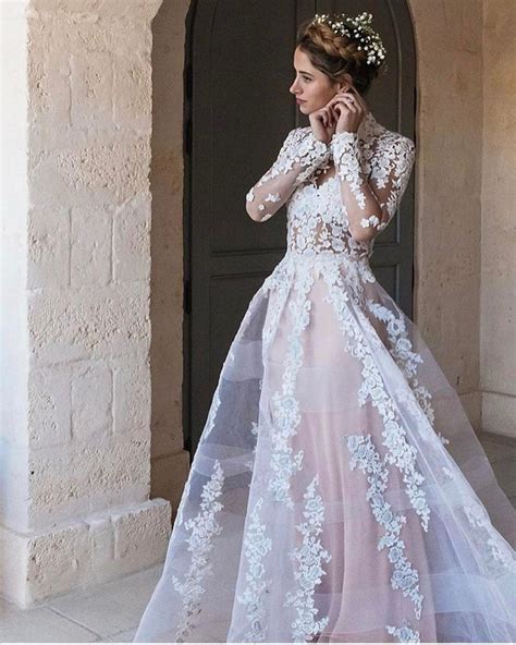 Isabel Roth In Reem Acra Stunning Wedding Dresses Dream Wedding