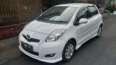 Looking for an ideal 2011 toyota yaris? In Depth Tour Toyota Yaris S Limited 2011 - Indonesia ...