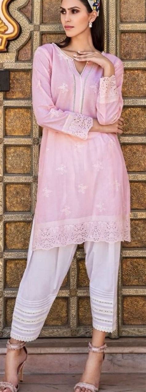 Pin By Nema Abdallah On Pants Kurta Designs Women Pakistani Fashion Casual Kurta Designs