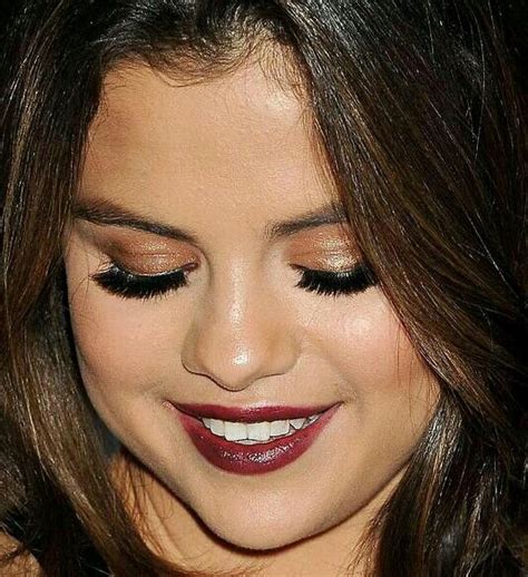 Selena Gomezs Makeup Selena Gomez Makeup Beauty Hair Makeup Makeup
