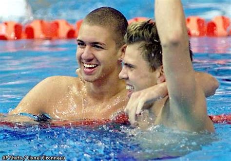 A Golden Moment In Time Cals Ervin Sheds Anonymity With Co Victory In 50 Meter Freestyle