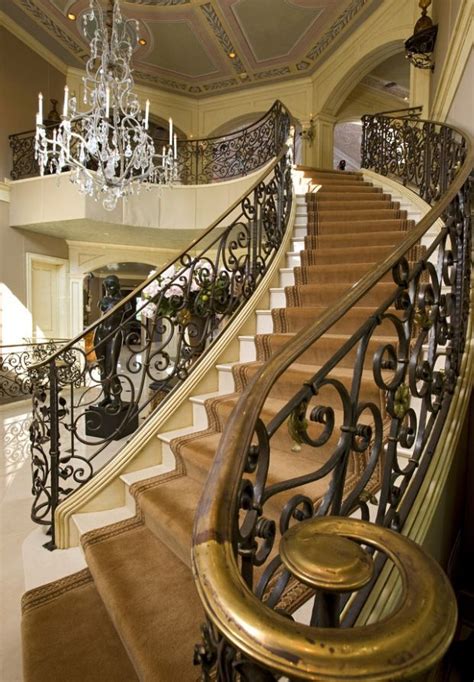 Luxuryhomestracypillarinosstairs Traditional Staircase Staircase