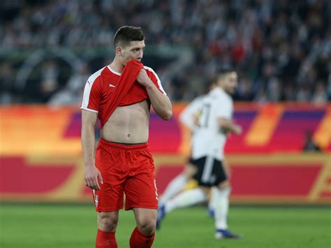 Jahr auswählen das ergebnis gegen kroatien stellte zudem das schlechteste resultat in einem pflichtspiel einer englischen. Jovic bleibt im U21-EM-Kader - 22 Bundesliga-Legionäre ...