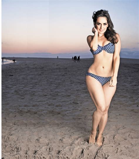 Hottest Ana De La Reguera Bikini Pictures Will Heat Up Your Blood Hot