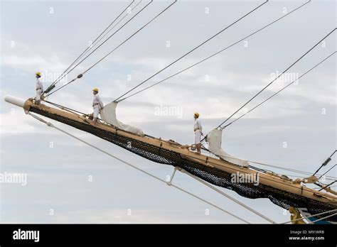 Sprit Of Adventure Hi Res Stock Photography And Images Alamy