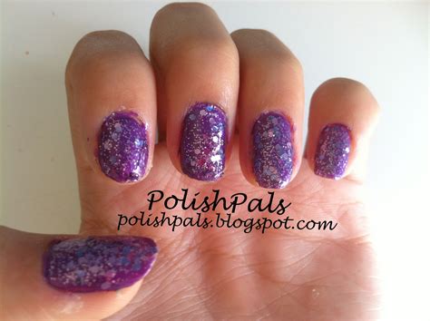 Like glitter makeup, it makes your overall look even more amazing. Polish Pals: How To Take Glitter Nail Polish Off With Ease ...