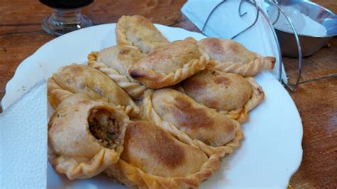 D A Internacional De La Empanada El Origen De Una De Las Comidas