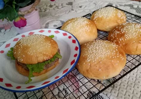 Resep hamburger posted by inforesep on… Resep Homemade Beef Burger oleh Riaty Arfiany - Cookpad