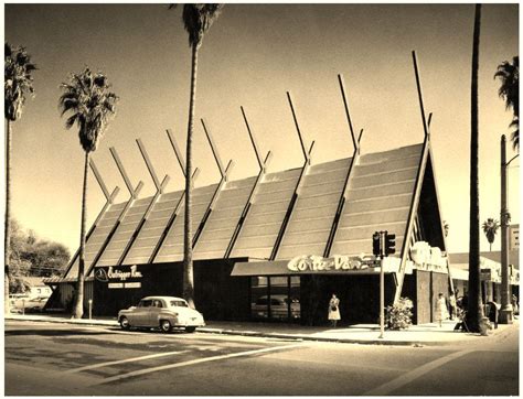 Coffee Dans Is In Van Nuys California Los Angeles Architecture Googie Architecture