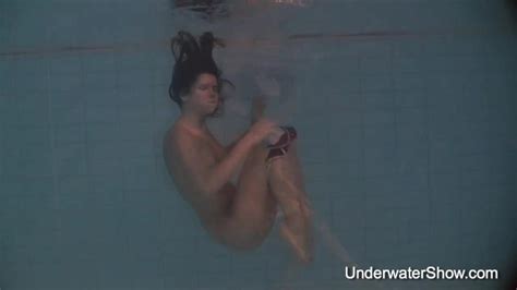 Erotic Underwater Show Of Natalia Thumbzilla