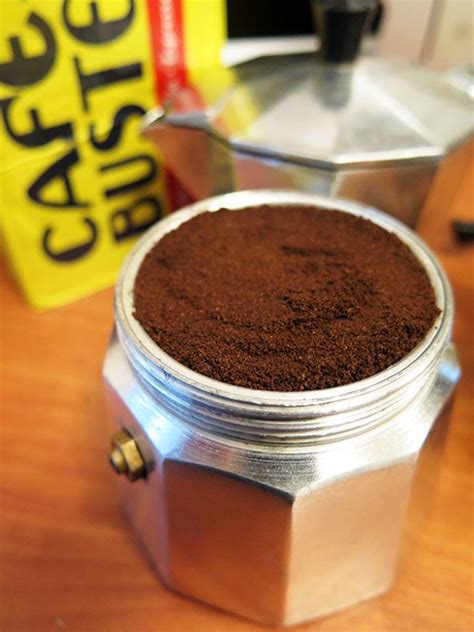 People who are more used to the filtered coffee and the coffee on the stove method sometimes say that coffee from the moka but to give you an example, you can make café bustelo on the stove with this method (fyi bustelo is a famous cuban coffee). How to Make Cuban Coffee | Cuban coffee, Coffee, Cafe bustelo