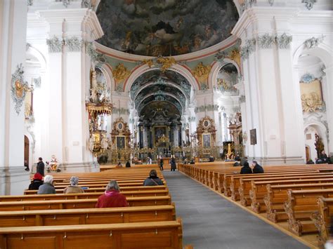 Die stiftskirche befindet sich im stiftsbezirk von st. Tourismus Sankt Gallen - Sehenswürdigkeiten - ViaMichelin