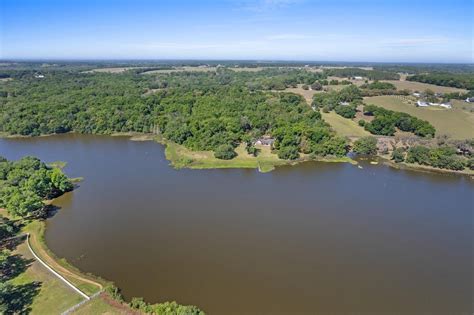 16600 Sweetwater Rd, DADE CITY, FL 33523 | MLS# T3434071 | Redfin