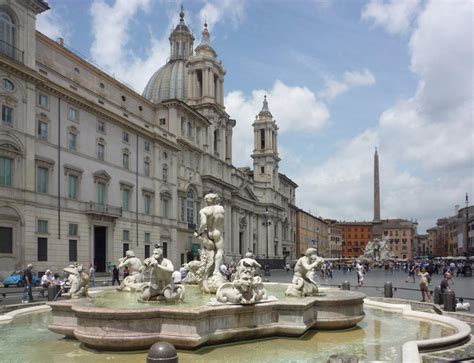 The navona living rome guest house rome is located by piazza navona, one of the city's most famous and atmospheric spaces. La Place Navona à Rome, Italie | #ExpérienceTransat ...