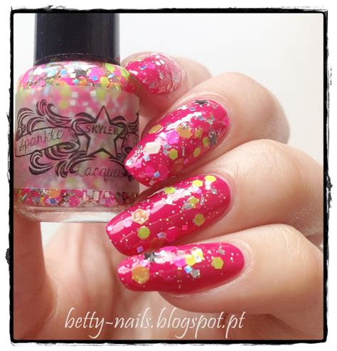 Betty Nails S Sparkle Lacquer Factor Indie Guide Project