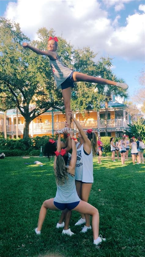 Pin By ♡ Marie ♡ On Cheer Competition Leg Ups Cheer