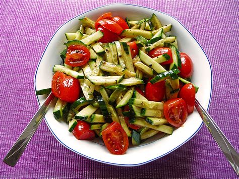 Tomaten - Gurken Salat von dieter1954
