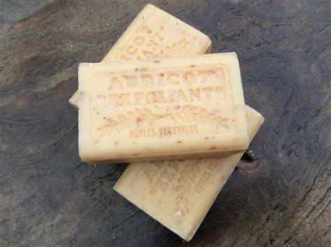 Traditional French Soap Savon De Marseille 125gm Abricot Exfoliant