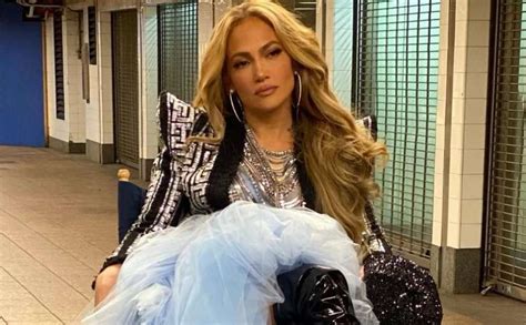 Sa Suzama U Očima Jennifer Lopez Ušla U 2021 Godinu Radiosarajevoba