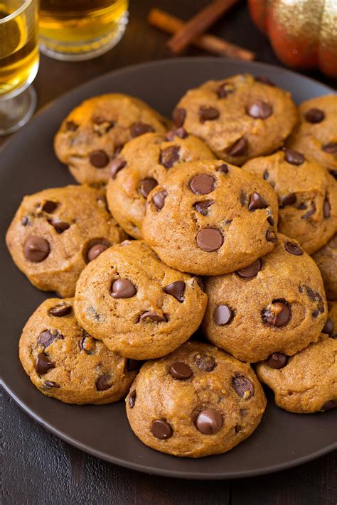 Crumbl Pumpkin Chocolate Chip Cookie Recipe Find Vegetarian Recipes