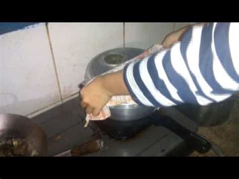 Apakah anda tertarik untuk mencoba resep bolu panggang? Resep Bolu Panggang - YouTube