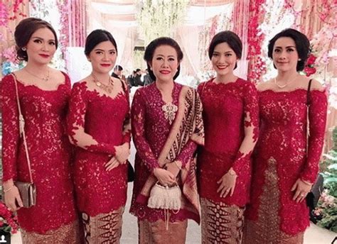 Model kebaya pengantin yang bikin anda bingung memilih! Model Kebaya Orang Batak - Model kebaya terbaru 2019