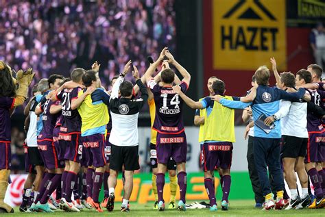 Below you find a lot of statistics for this team. FK Austria Wien gg. SV Ried 3 : 1 (1 : 0) | Redaktion ...