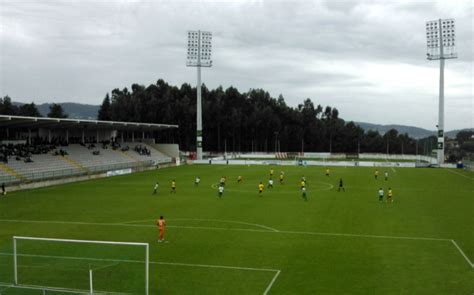 Parque De Jogos Comendador Joaquim De Almeida Freitas Moreira Estadio Multiusos En El Que El