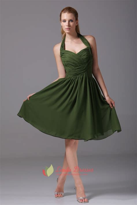 Buy hot fashion gowns in trendy with tidebuy is a really neat place to buy wedding dresses and more. Hunter Green Bridesmaid Dresses A-Line Halter Chiffon ...
