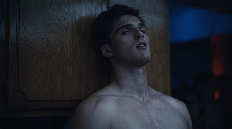 Euphoria Jacob Elordi Weighs In On Nates Sexuality