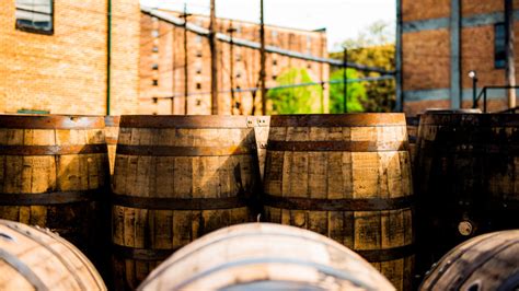14 Best Distilleries To Visit Along Kentuckys Bourbon Trail