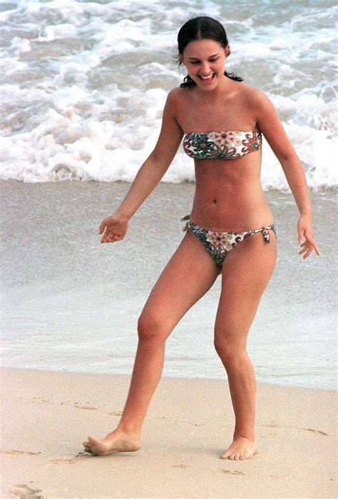 Natalie Portman Hot Bikini Swimsuit Celebrity HD