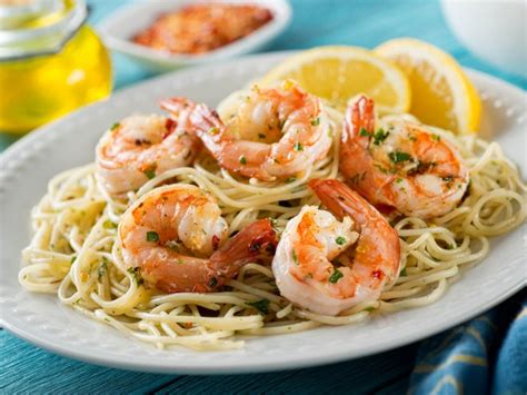 For an even quicker version of shrimp scampi, check out the recipe from blogger spend with pennies, who presents a dish that can be made in just ten minutes! Copycat Red Lobster's Shrimp Scampi Recipe | CDKitchen.com