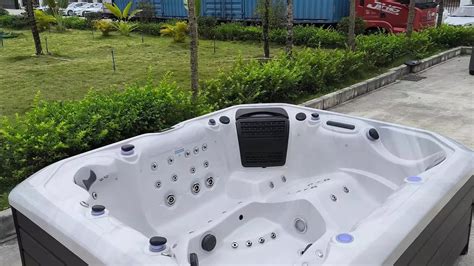 Sunrans Hot Selling Spa Tubs Balboa Persons Hot Tub Outdoor Acrylic Whirlpool Massage Hottub