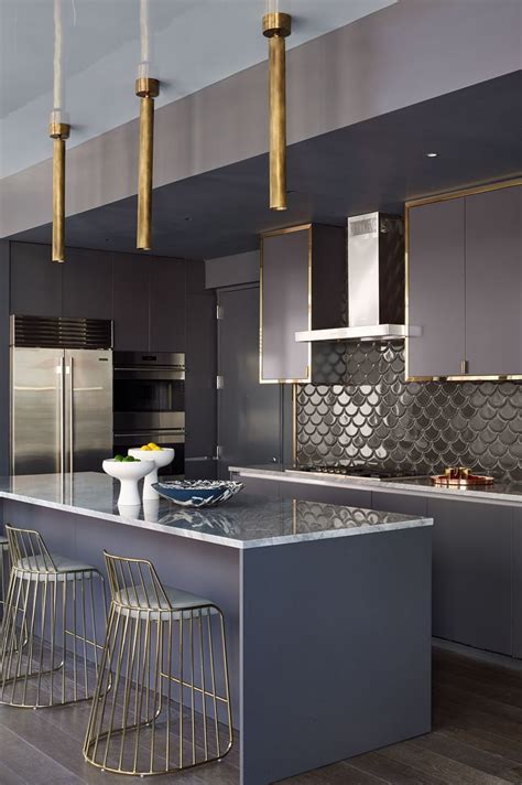 There's no kitchen without a backsplash, and it can be a matching part of the decor or a contrasting one to make a statement. These Designers Prove That Dark Kitchen Backsplashes Can ...