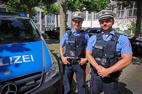 ‪polizei Hessen Auf Streife Mit Kollegen 👮‍ Der فيسبوك‬