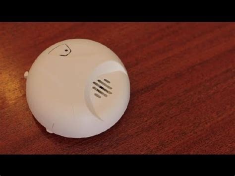 However, staying calm and doing the right thing will help you it is important we differentiate smoke detector beeping and chirping. How to Make Your Smoke Alarm Stop Beeping | Doovi