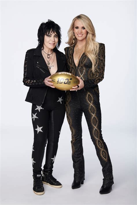 Carrie Stars In All New Nbc Sunday Night Football Show Open And Welcomes Icon Joan Jett For New