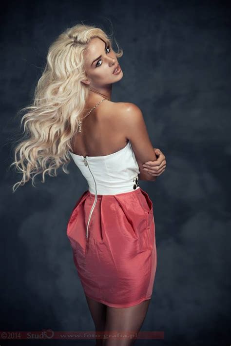 Monika Synytycz Beauty Model Fashion Strapless Dress