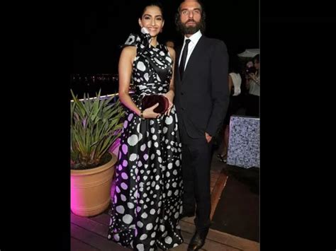 Sonam Kapoors Fashionable Cannes Looks Boldsky