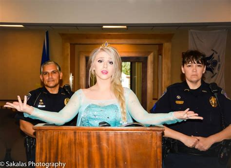 S C Police Arrest Queen Elsa Of ‘frozen’ For Cold Temperatures The Mommy Files